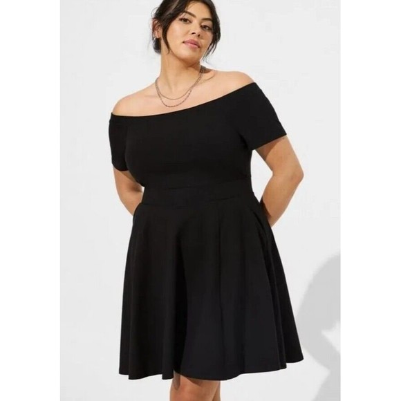 Torrid  5 X Plus 28 Black Stretch Mini Foxy Off Shoulder Skater Dress w/ Pockets - Picture 1 of 6